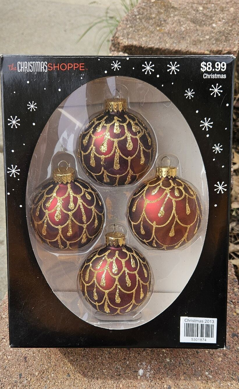 The Christmas Shoppe Burgundy Red & Gold Round Set Ornaments Set Of 4 Xmas 2014